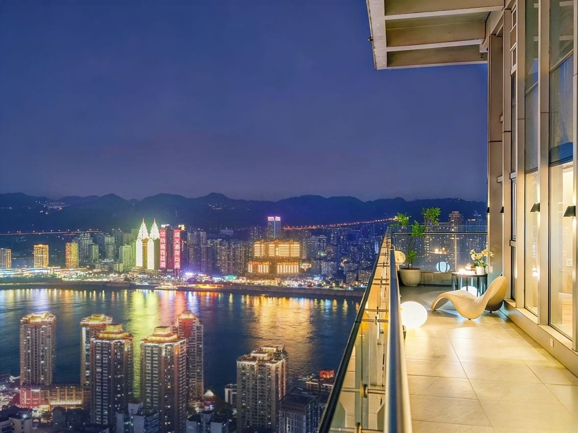 【36-square-meter extra-large rooftop viewing terrace】