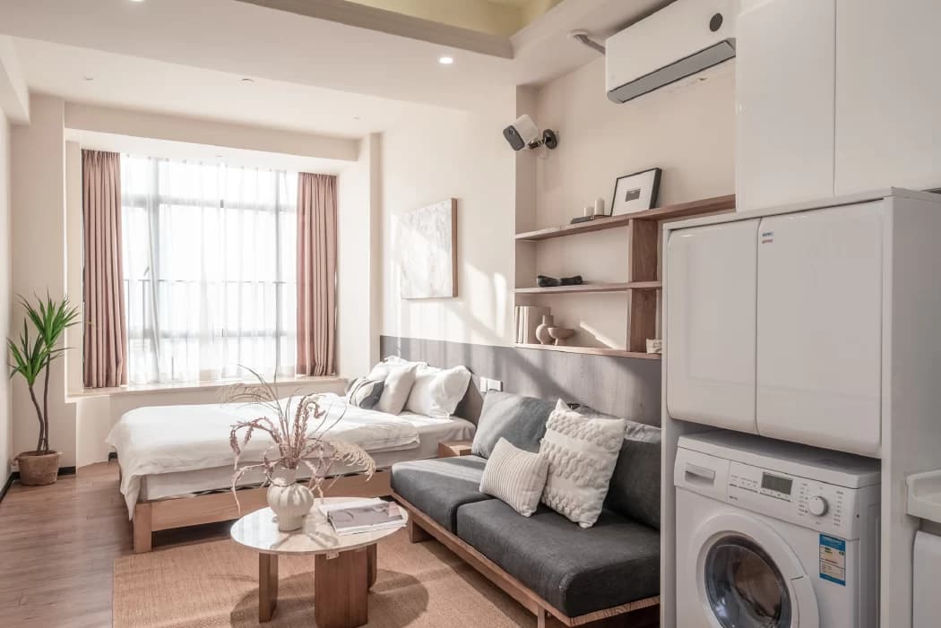 1-bedroom apartment for rent near Haizhu Square/Beijing Road Pedestrian Street | IF House (Store No. 2)