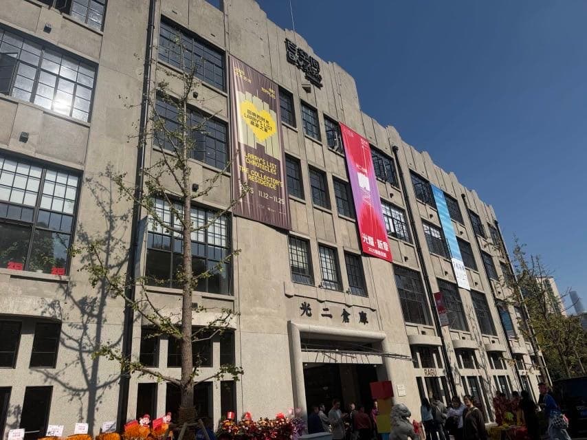 Various exhibitions within walking distance/gatherings and work