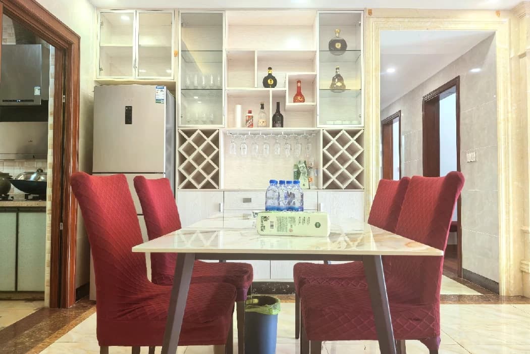 5-bedroom standard apartments for rent in and around Huadu Sunac Cultural Tourism City | Summer Homestay