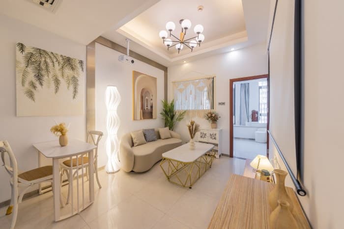 Two-bedroom apartment for rent near Haizhu Square/Beijing Road Pedestrian Street | Sleepy Town