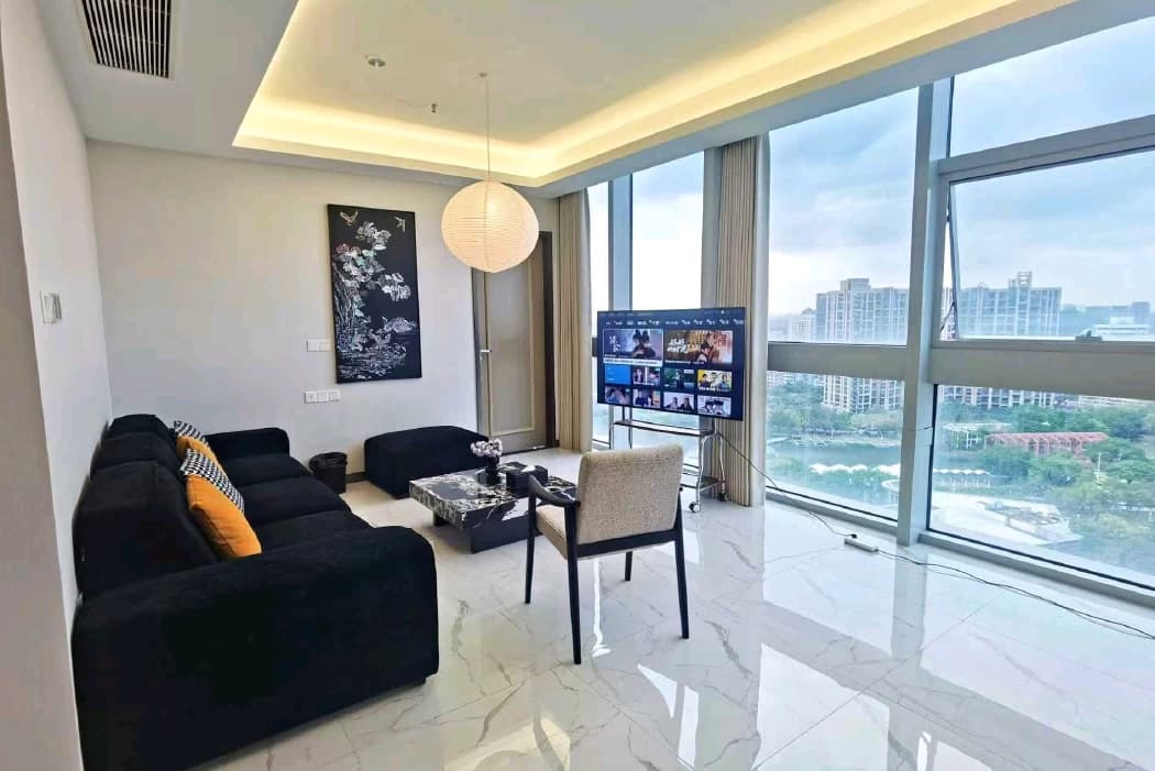 4-Bedroom Duplex Apartment for Rent at Xingzhong Plaza/Sunwen West Road | 95 Designer Apartment