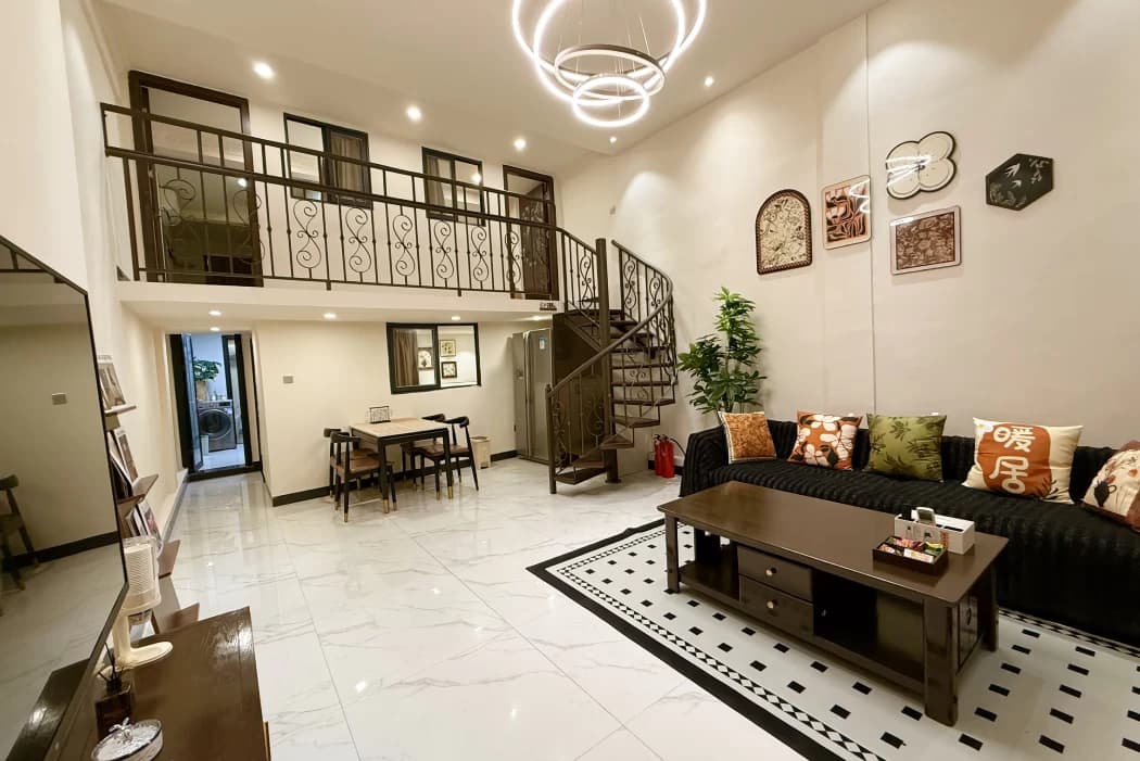 3-bedroom duplex apartment for rent near Haizhu Square/Beijing Road Pedestrian Street | Shengyi's B&B