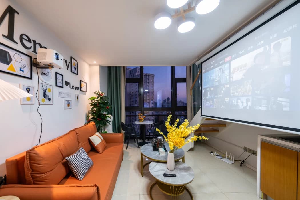 4-Bedroom Duplex Apartment for Rent in Shanghai Railway Station Area | Shanghai Xinju Railway Station Branch