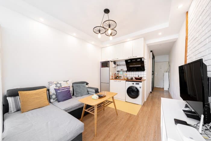 Two-bedroom apartment for rent in Dapuqiao area | 11/Liu