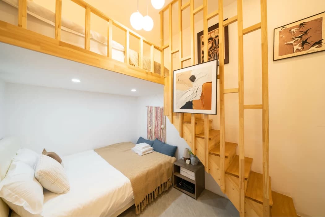 2-bedroom duplex apartment for rent in the People's Square area | Book House B&B