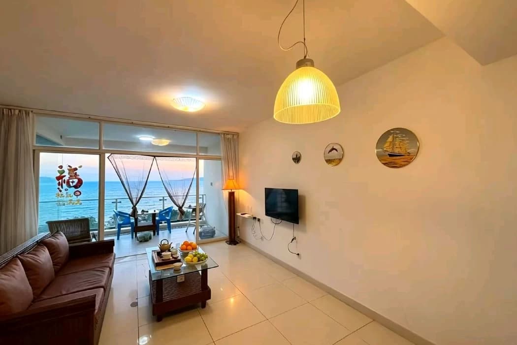 View photo 2