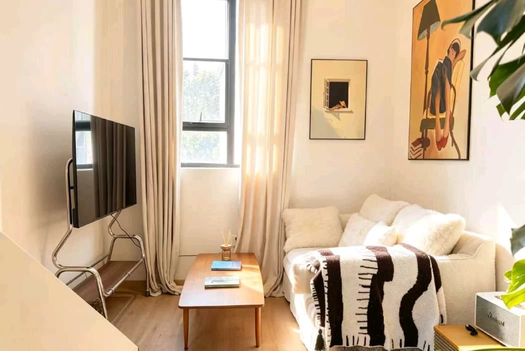 Duplex 1-bedroom apartment for rent near Haizhu Square/Beijing Road Pedestrian Street | YOU+ Apartment - Zhongshan Memorial Hall Branch