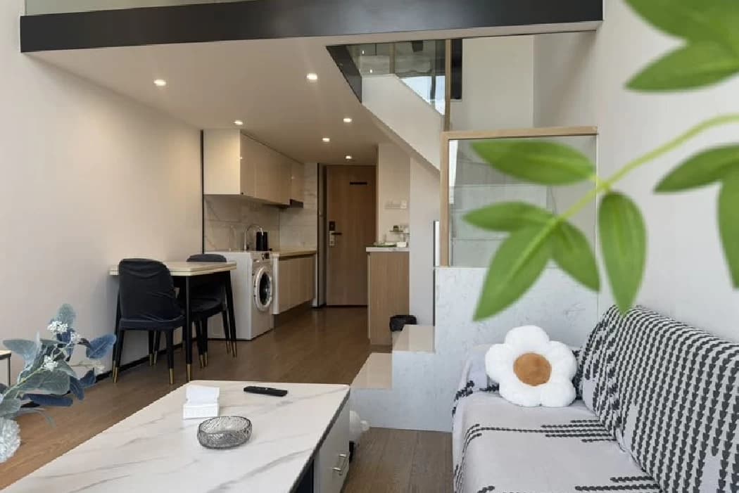 1-Bedroom Duplex Apartment for Rent in Fuyang City | Jingyue LOFT Homestay