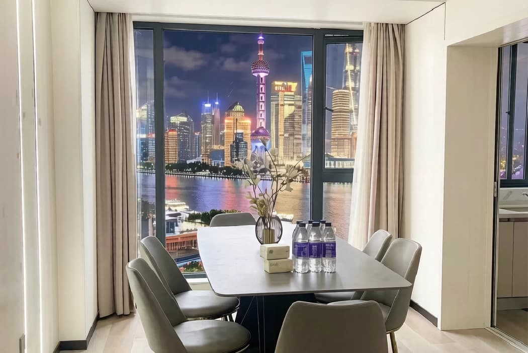 2-bedroom standard apartment for rent in Yu Garden area | Shanghai Bund high-rise view homestay
