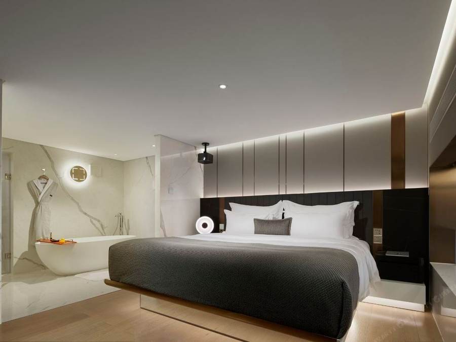 Taikoo Li · Chunxi Road · Entire 1-bedroom